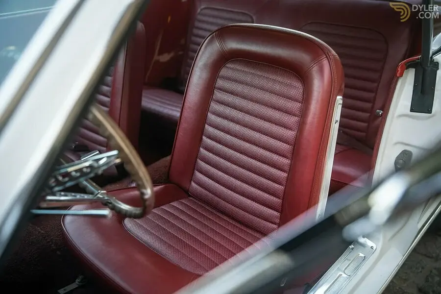 Ford Mustang 1966 Wit&Rood Automaat