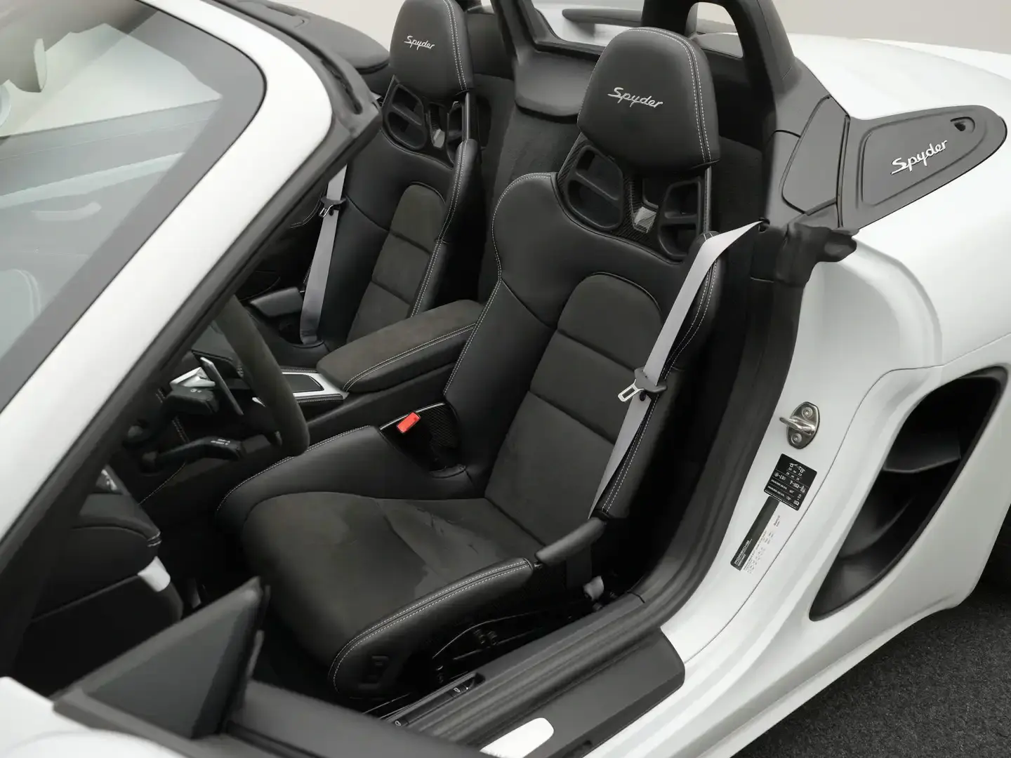 Porsche 718 Cabrio Race Edition