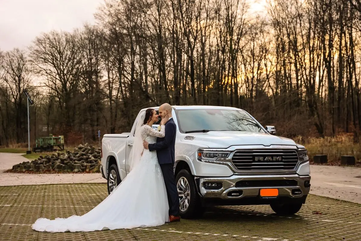 Dodge Ram 1500 Longhorn 5.7 Hemi V8