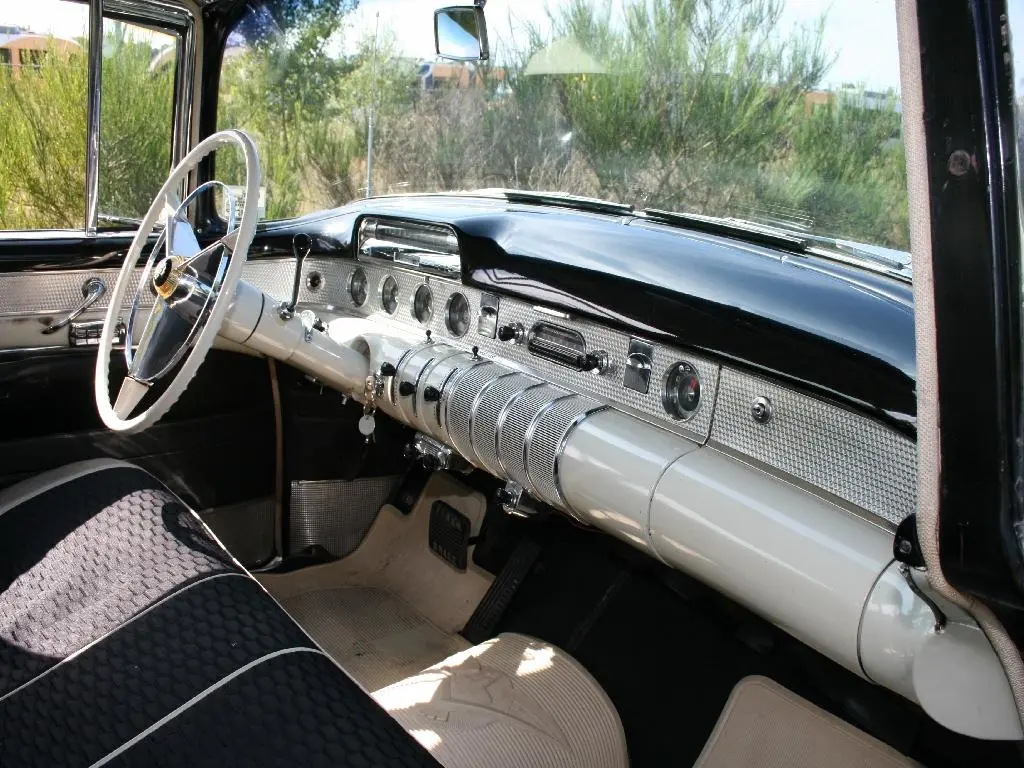 Buick Roadmaster 1955
