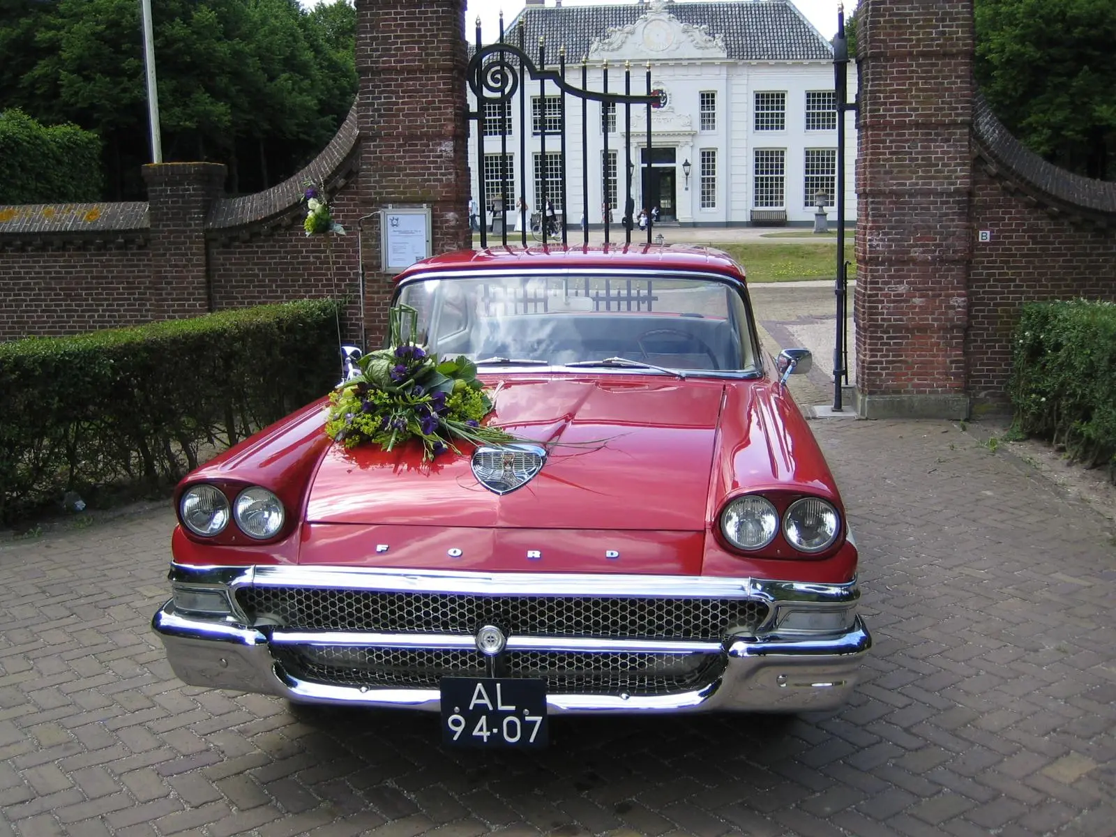 Ford Fairlane Two-Tone