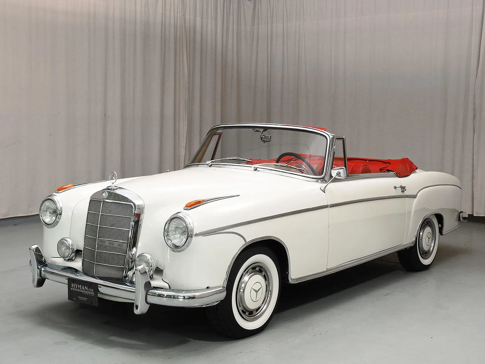 Mercedes-Benz W180 220s