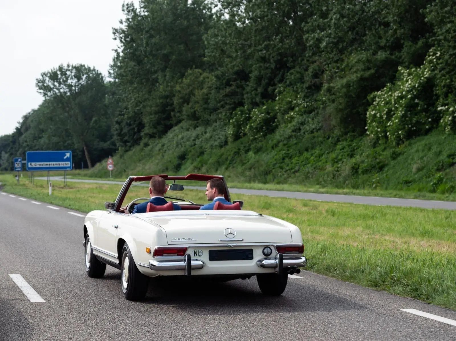 Mercedes-Benz W113 280 SL Pagode