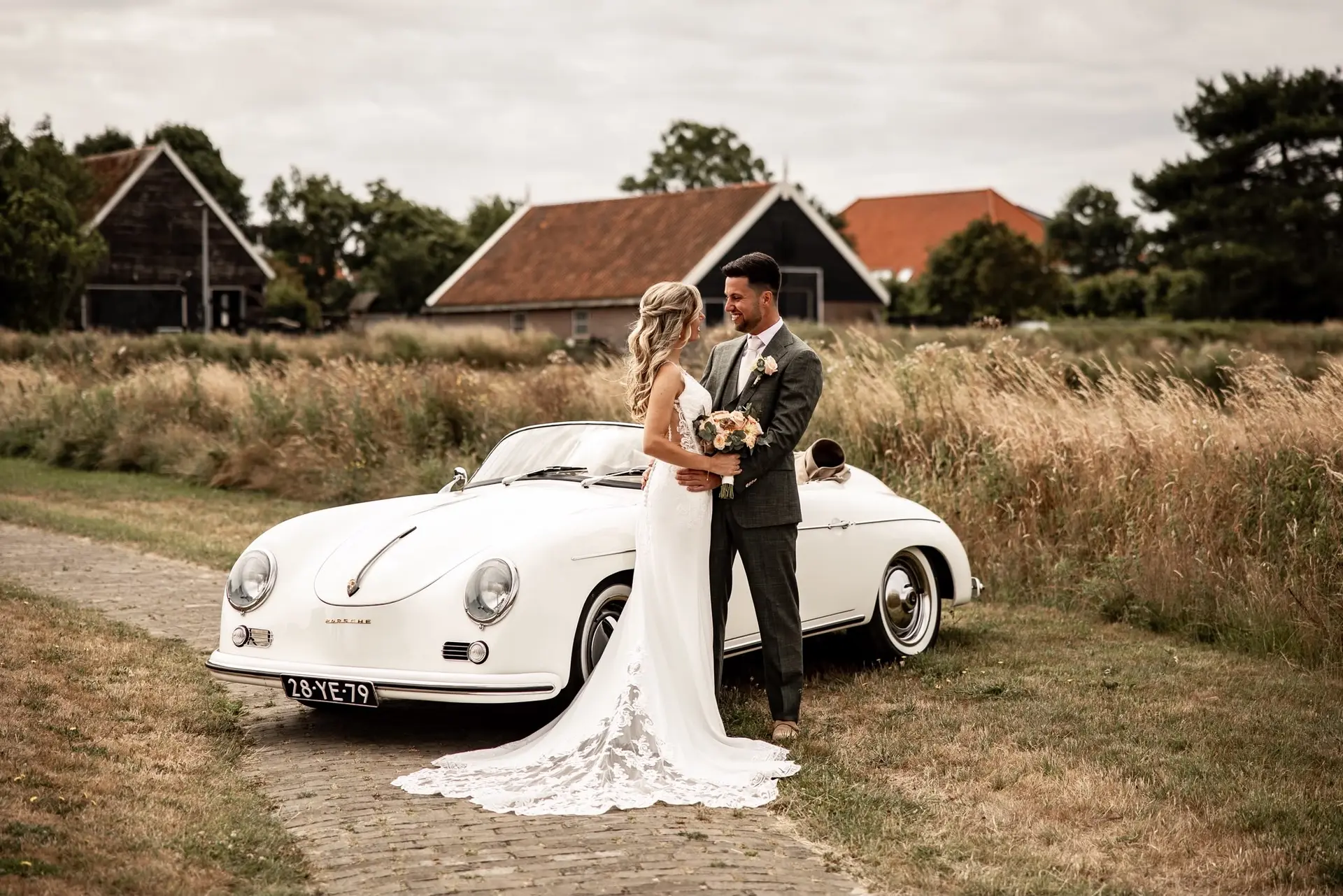 Porsche 356 Speedster wit&beige