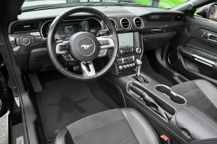 Ford Mustang Cabrio 5.0 V8