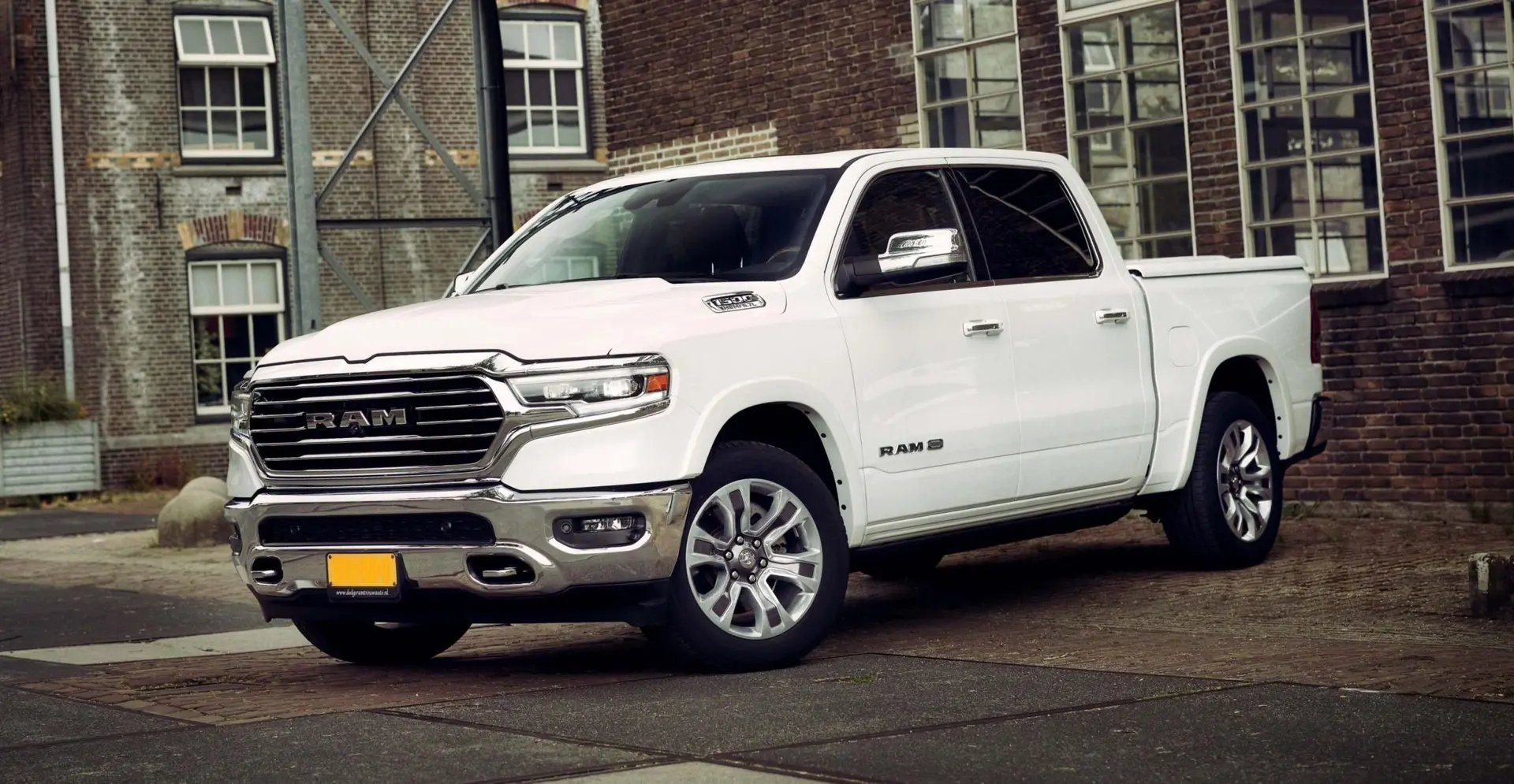Dodge Ram 1500 Longhorn 5.7 Hemi V8