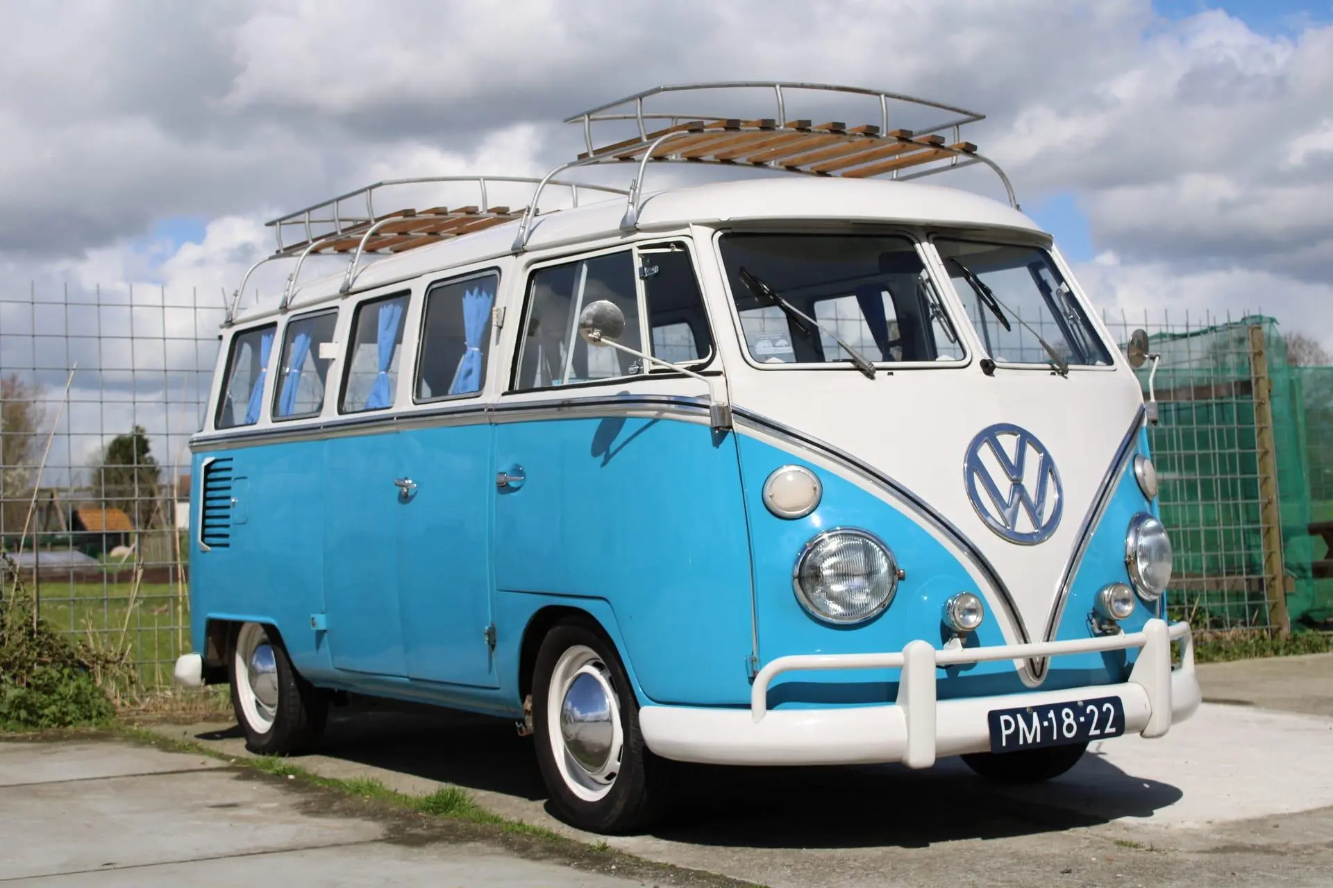 Volkswagen T1 Blue Lagoon