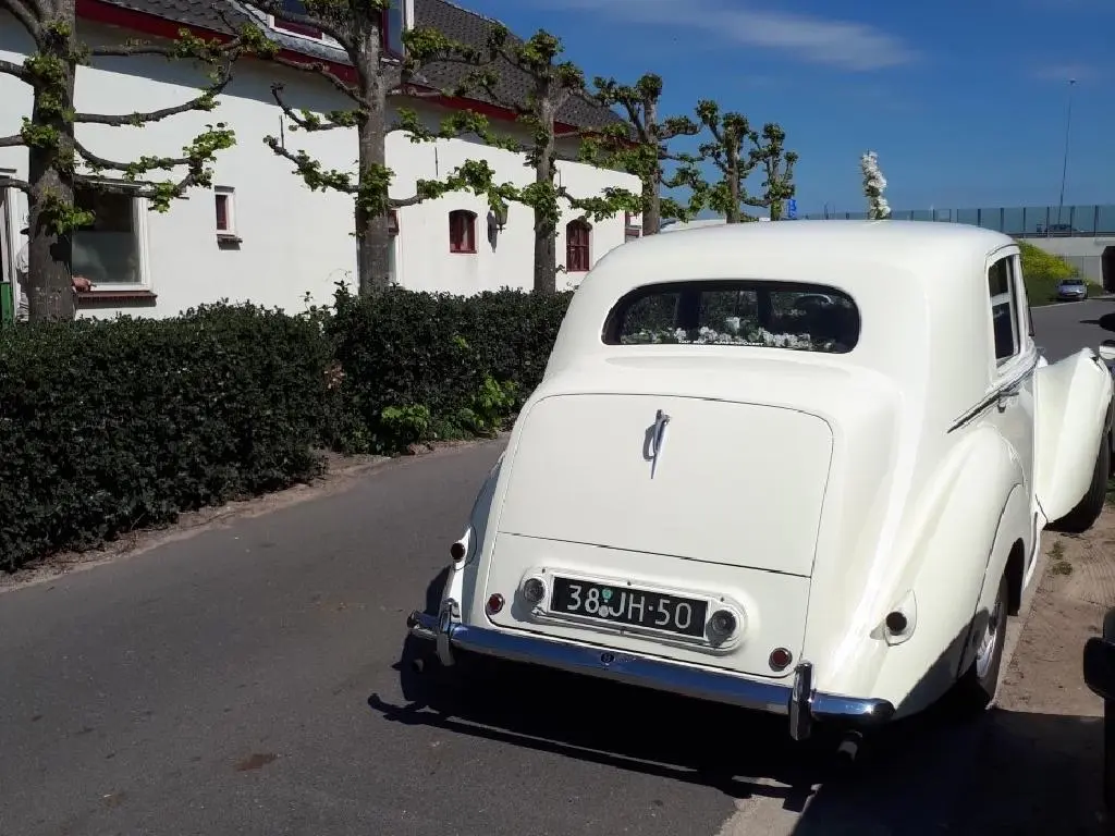 Bentley MK VI 1953